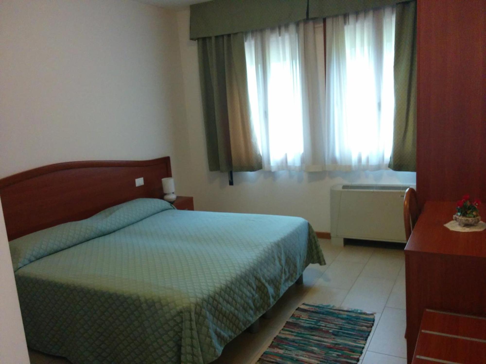 Agriturismo La Chioccia Campagna Lupia Phòng bức ảnh